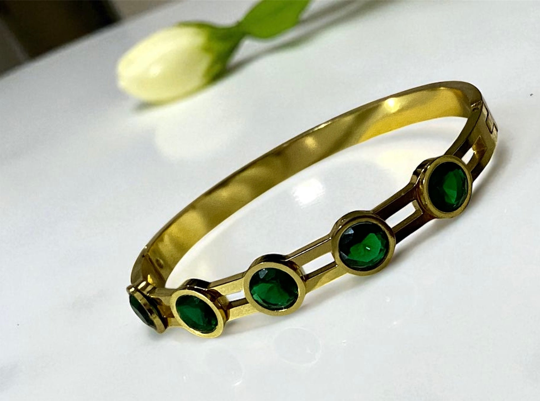 Green AD Stone Anti-Tarnish Bracelet for Women – Elegant, Durable & Adjustabl